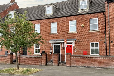 Ashby Road, Coalville, LE67 3 bed terraced house for sale