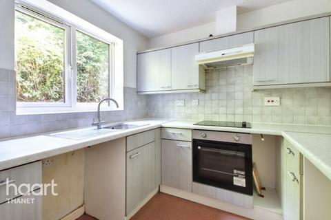 Mayfield Avenue, Dover 1 bed apartment for sale