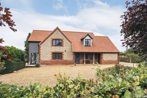 Chain Free in Tatterford with... 3 bed detached house for sale