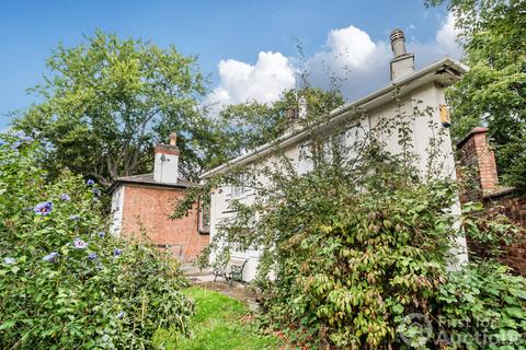Mansfield Road, Nottingham... 3 bed link detached house for sale