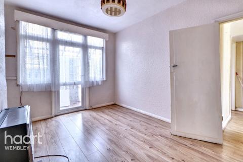 Wembley 3 bed terraced house for sale