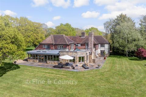 Danegate, Tunbridge Wells TN3 4 bed detached house for sale