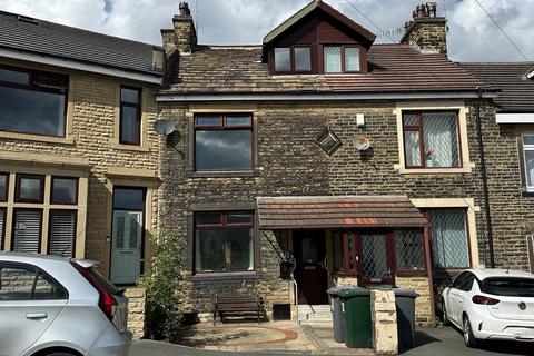 Fourlands Road, Idle, Bradford 3 bed terraced house for sale