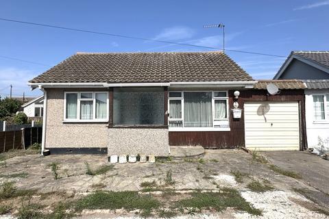4 Cottesmore Close, Canvey Island... 3 bed bungalow for sale