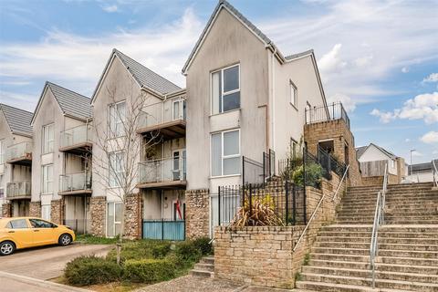 Grassendale Avenue, Plymouth 2 bed apartment for sale