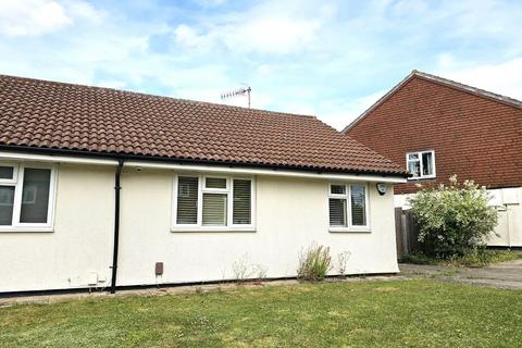 3 Scottswood Road, Bushey, WD23 2DN 3 bed semi