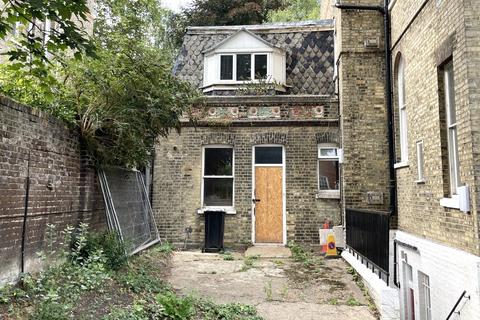 The Cottage, 10 Lyndhurst Road... 2 bed end of terrace house for sale
