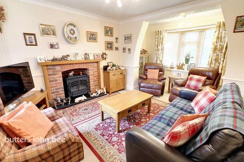 London Road, Sandbach 3 bed detached house for sale