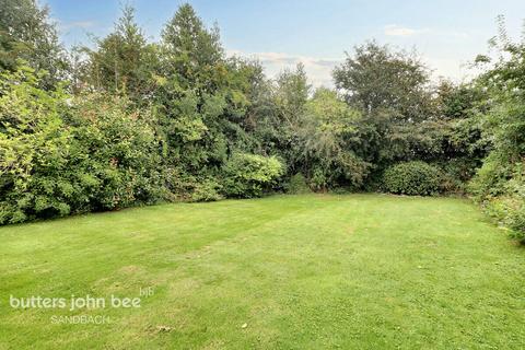 London Road, Sandbach 3 bed detached house for sale