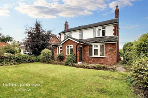 London Road, Sandbach 3 bed detached house for sale