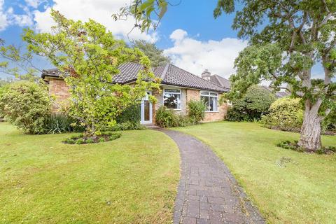 Wrayfield Avenue, Reigate, Surrey 3 bed detached bungalow for sale