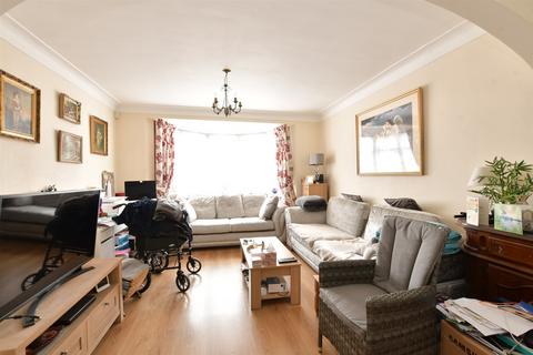 Danehurst Gardens, Ilford, Essex 3 bed semi