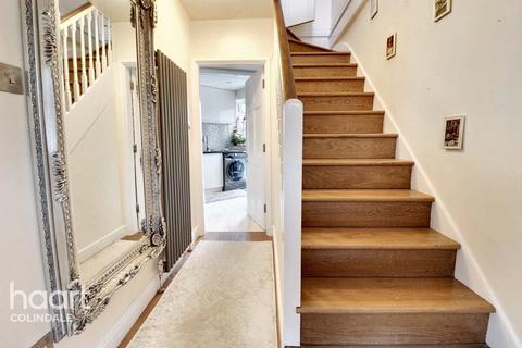 Cressingham Road, Edgware, HA8 3 bed end of terrace house for sale