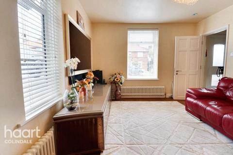 Cressingham Road, Edgware, HA8 3 bed end of terrace house for sale