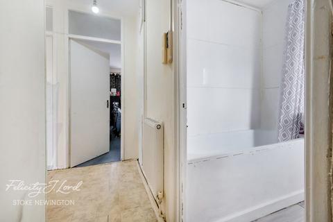 Sandbrook Road, London 1 bed flat for sale