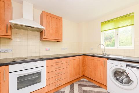 Waterside, Gravesend, Kent 2 bed flat for sale