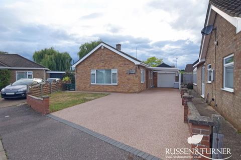 Westfields Close, King's Lynn PE34 4 bed detached bungalow for sale