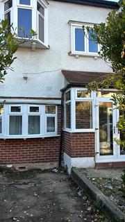 Wanstead Park Road, Ilford IG1 3 bed semi