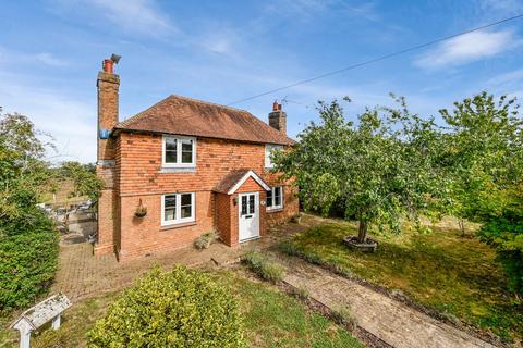 Plumtree Road, Headcorn, Ashford... 3 bed detached house for sale