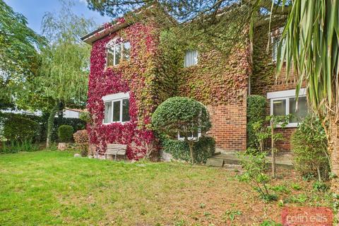 Lady Ediths Avenue, Newby, Scarborough 3 bed detached house for sale