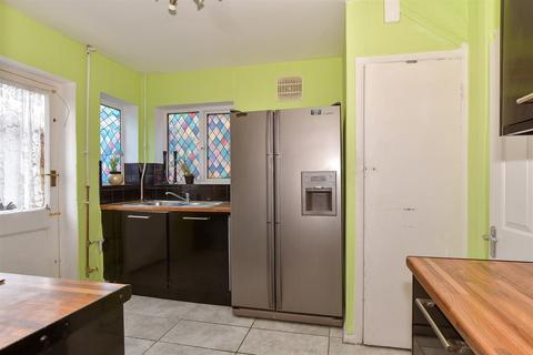 Newbery Road, Erith, Kent 3 bed semi