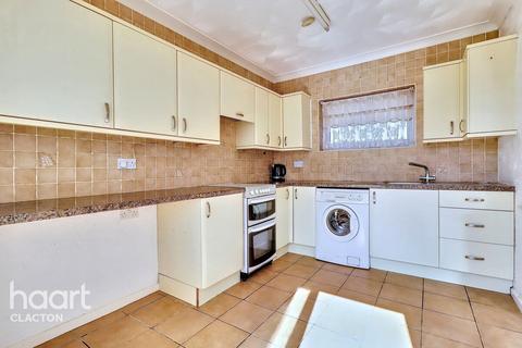 Melton Close, Clacton