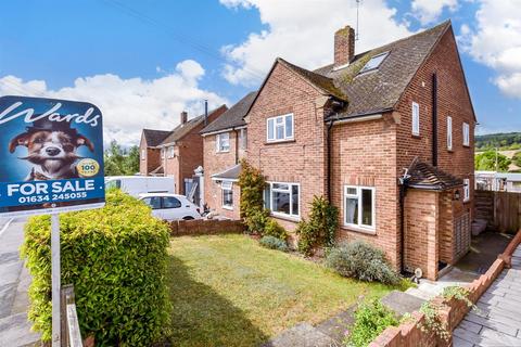 Meadow Crescent, Upper Halling... 3 bed semi