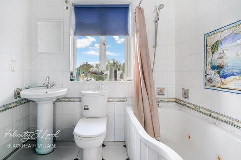 Zangwill Road, London SE3 6 bed terraced house for sale