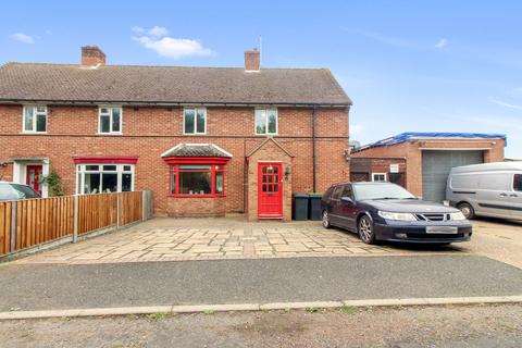 The Glebe, Gravenhurst, Bedford, MK45 4 bed semi