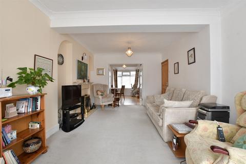 Bassett Gardens, North Weald, Epping... 3 bed semi