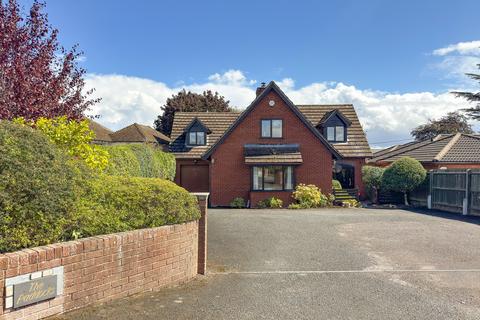 Canon Pyon Road, Hereford, HR4 4 bed detached house for sale