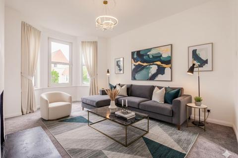 High Road, Rayleigh SS6 3 bed semi