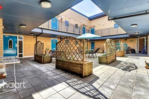 Crown Road, SUTTON 1 bed flat for sale