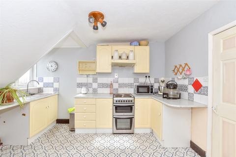 Grove Road, Sandown, Isle of Wight 2 bed apartment for sale