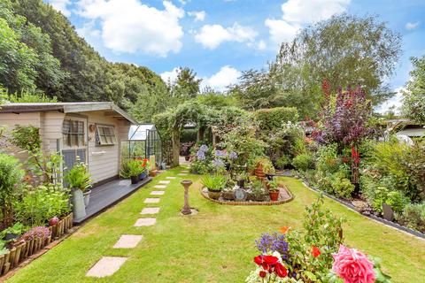 St. James Close, Waterlooville... 3 bed detached bungalow for sale