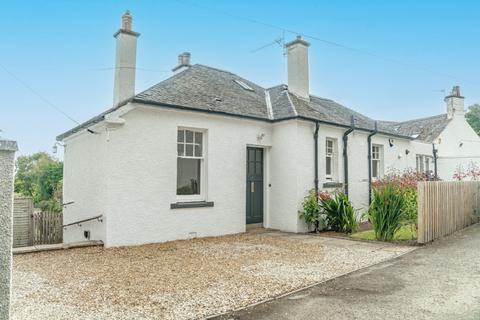 4 Station Loan, Balerno, EH14 3 bed bungalow for sale