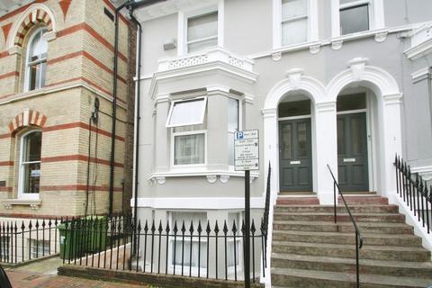 Dudley Road, Tunbridge Wells TN1 1 bed apartment for sale