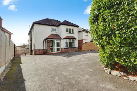 Crewe Road, Wistaston, Crewe 3 bed detached house for sale