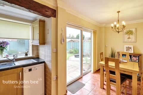 Booth Avenue, Sandbach 3 bed semi