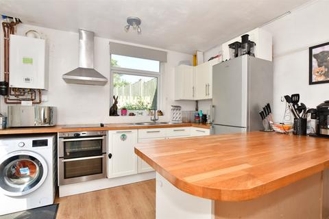 Cromwell Road, Caterham CR3 3 bed semi