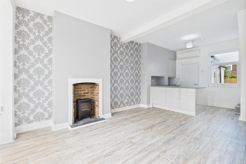 Millhouse Woods Lane, Cottingham... 2 bed terraced house for sale