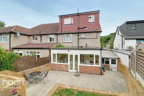 Lincoln Avenue, London 4 bed semi