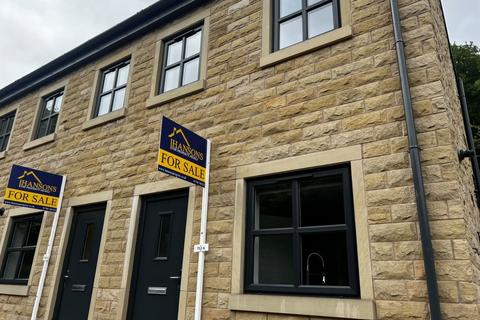 Burnley Road, Todmorden 3 bed end of terrace house for sale