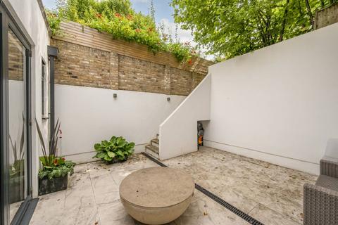 Carlton Drive, East Putney, London, SW15 4 bed house for sale