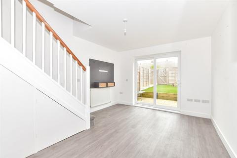 Green Street, Newport, Isle of Wight 2 bed terraced house for sale