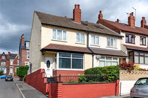 Roundhay Avenue, Leeds 3 bed end of terrace house for sale