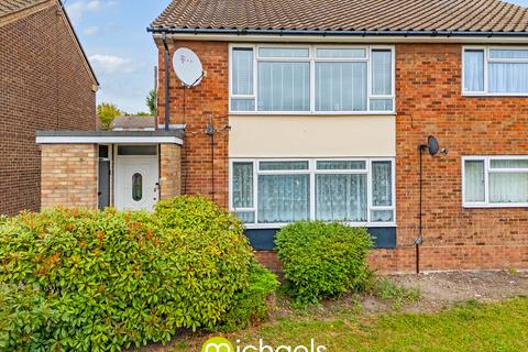 Geranium Walk, Colchester... 2 bed maisonette for sale