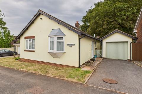 Freshwater Drive, Paignton 2 bed detached bungalow for sale