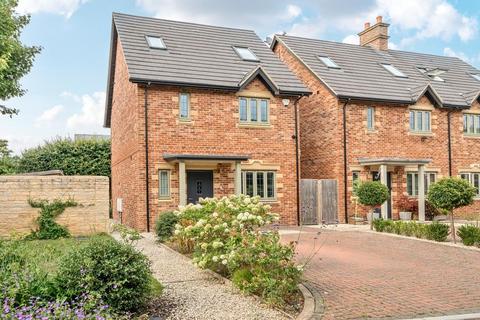 Kingston Bagpuize,  Oxfordshire,  OX13 3 bed detached house for sale