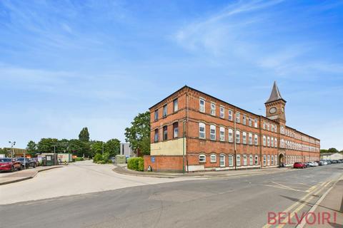 Leen Court, Nottingham, NG7 1 bed ground floor flat for sale